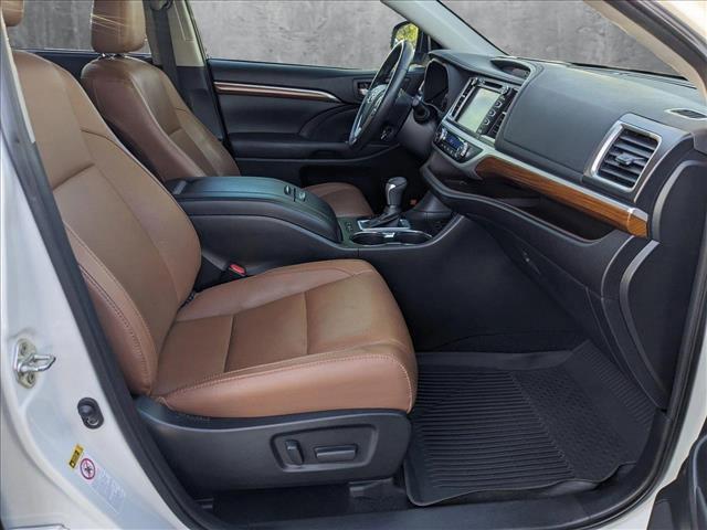 used 2019 Toyota Highlander car, priced at $26,604