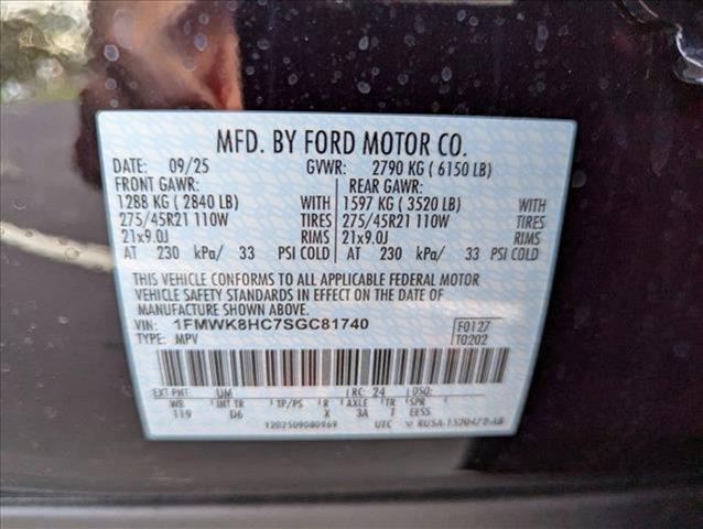 new 2025 Ford Explorer car, priced at $57,624
