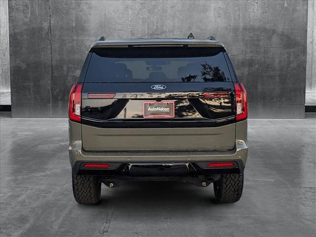 new 2025 Ford Expedition car, priced at $79,874