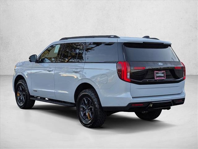 new 2025 Ford Expedition car, priced at $80,782