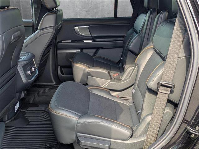 new 2025 Ford Expedition car, priced at $81,865