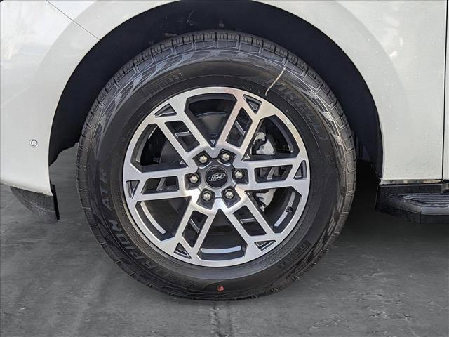 new 2025 Ford Expedition car, priced at $69,523