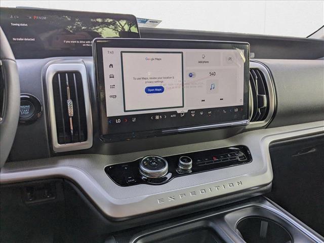 new 2025 Ford Expedition car, priced at $67,723