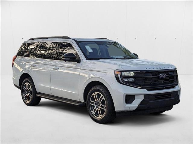 new 2025 Ford Expedition car, priced at $67,723