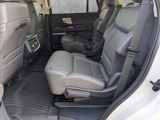 new 2025 Ford Expedition car, priced at $69,523