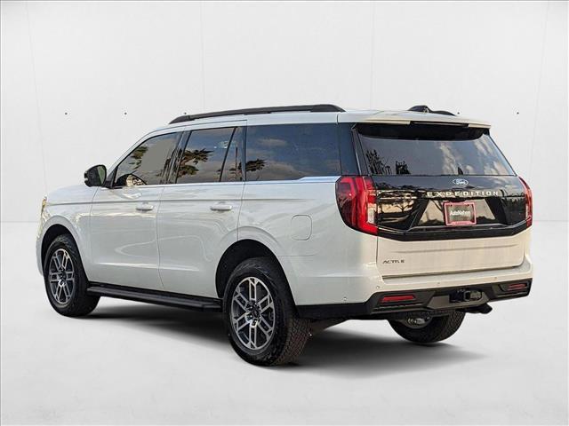 new 2025 Ford Expedition car, priced at $67,723