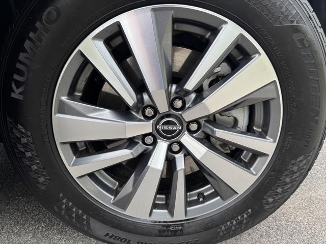 used 2024 Nissan Pathfinder car, priced at $40,134