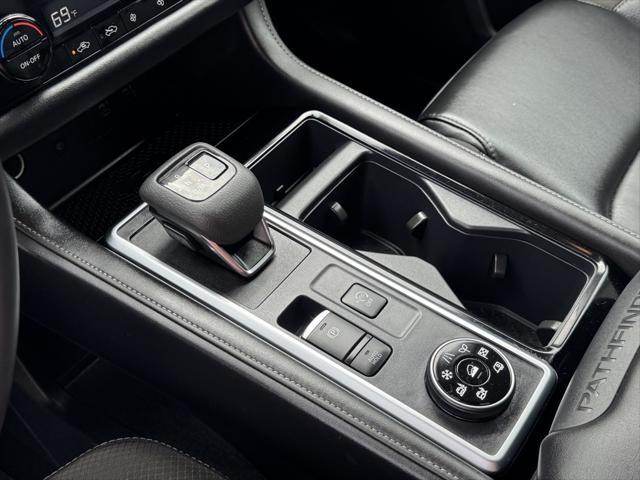 used 2024 Nissan Pathfinder car, priced at $40,134