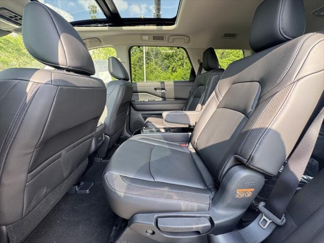 new 2025 Nissan Pathfinder car, priced at $45,997