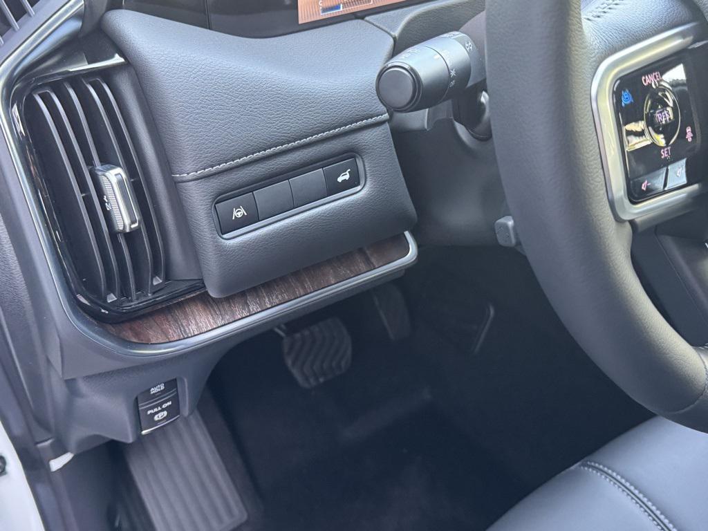 new 2026 Nissan Armada car, priced at $64,697