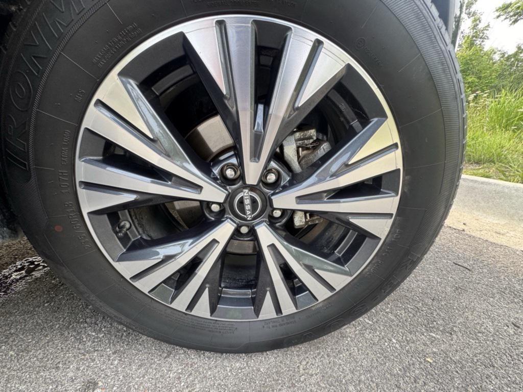 used 2023 Nissan Rogue car, priced at $21,401