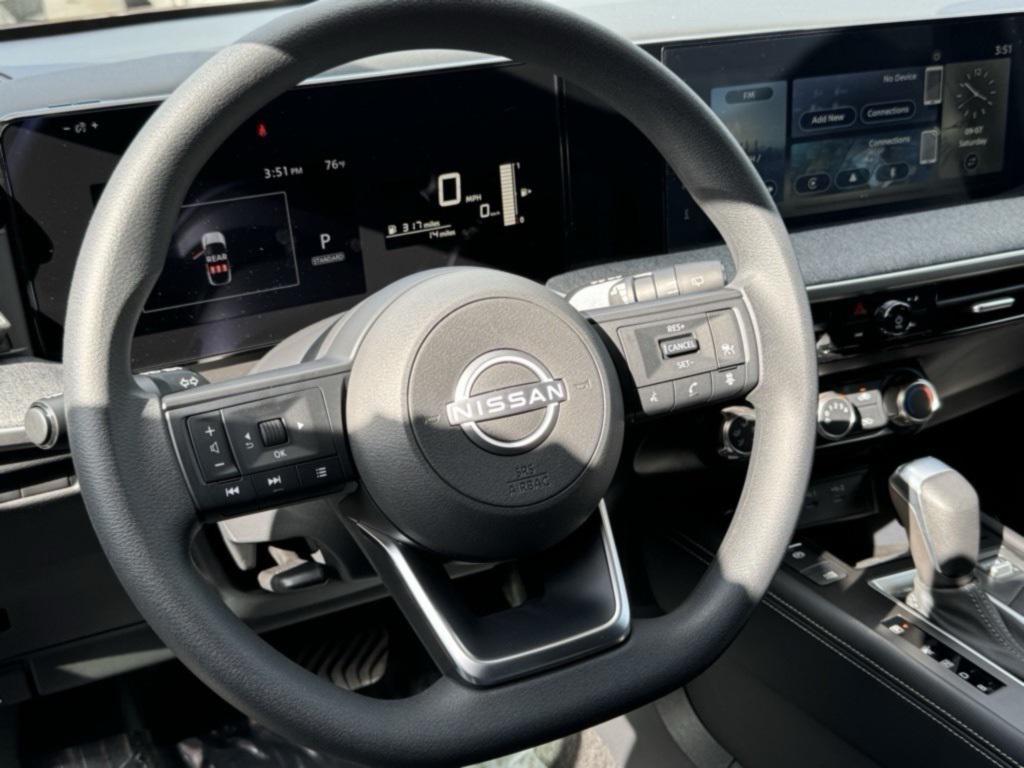 new 2025 Nissan Kicks car, priced at $24,397