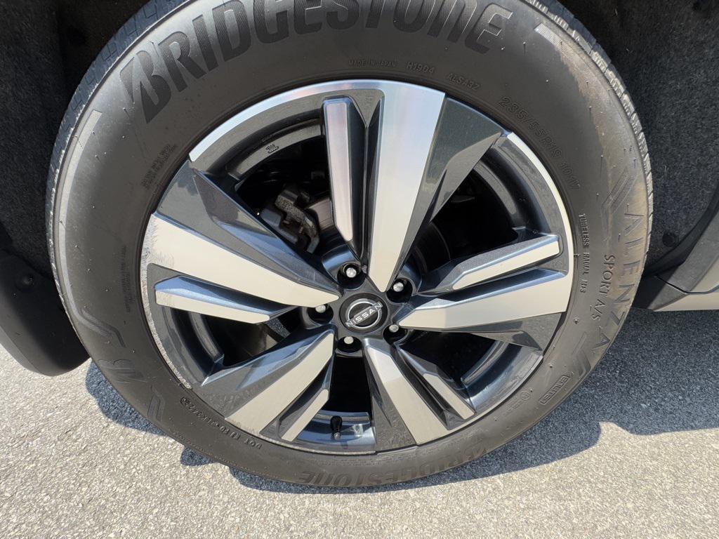 used 2023 Nissan Rogue car, priced at $24,230