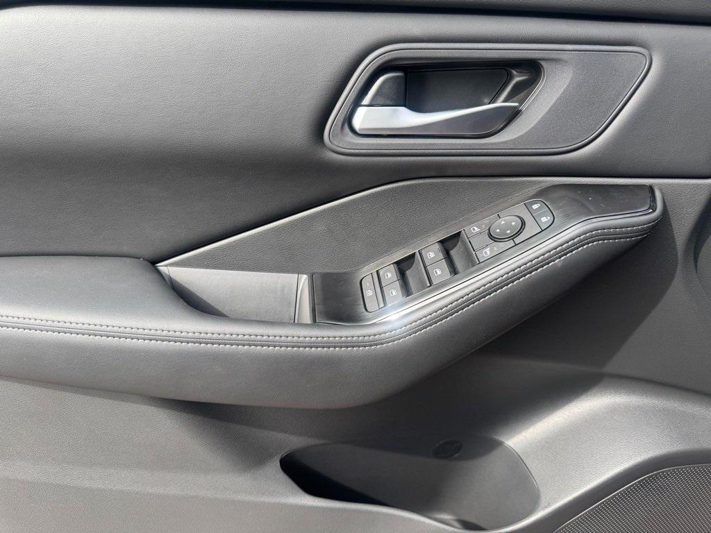 new 2026 Nissan Rogue car, priced at $29,997