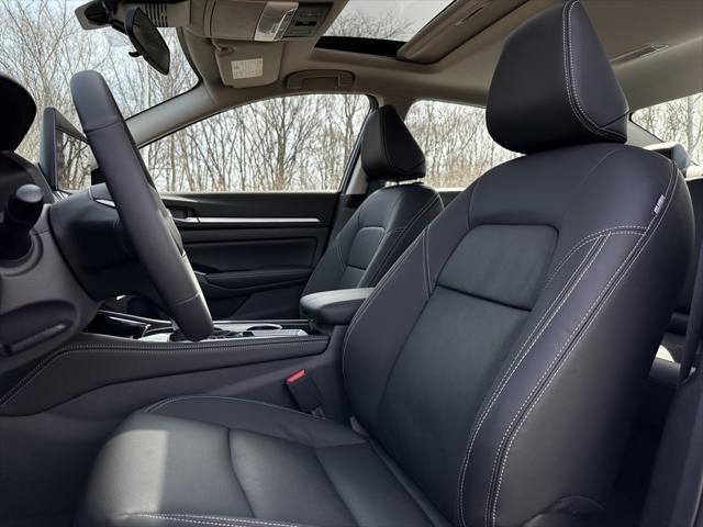 new 2025 Nissan Altima car, priced at $31,997