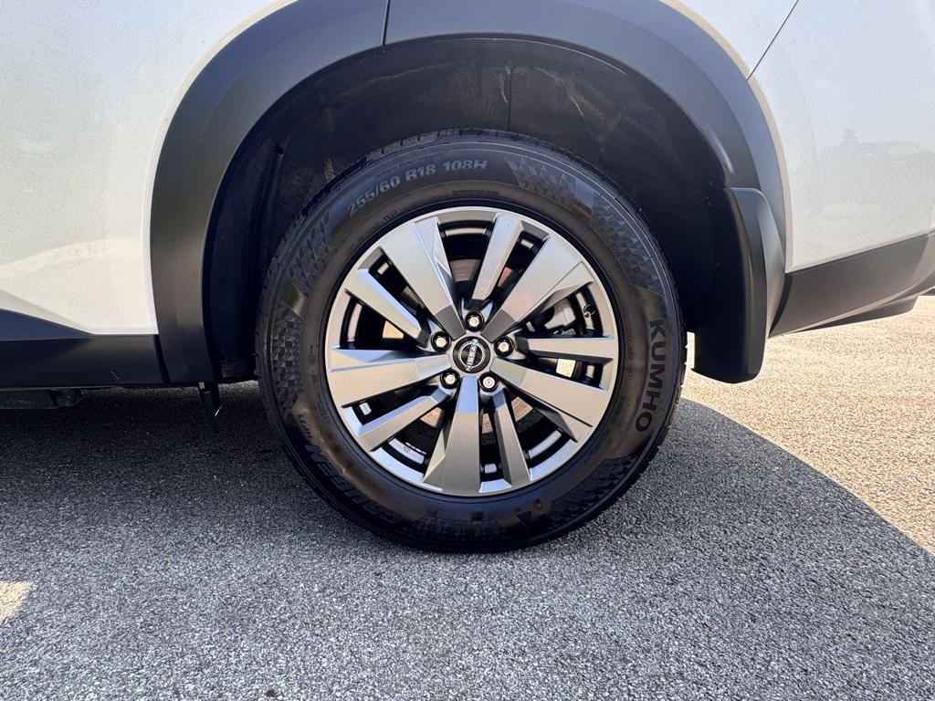 used 2025 Nissan Pathfinder car, priced at $40,663