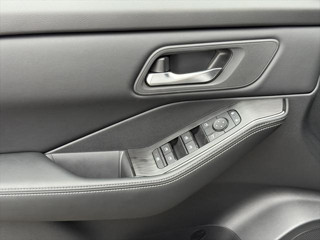 new 2025 Nissan Rogue car, priced at $32,697