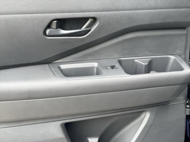 used 2024 Nissan Pathfinder car, priced at $40,027