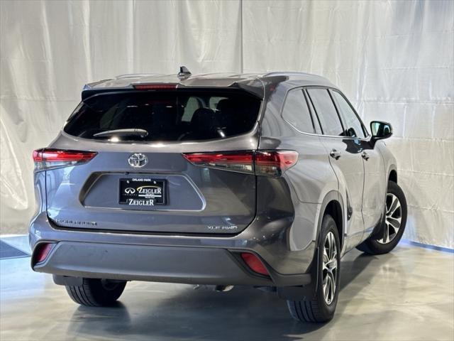 used 2021 Toyota Highlander car, priced at $33,097