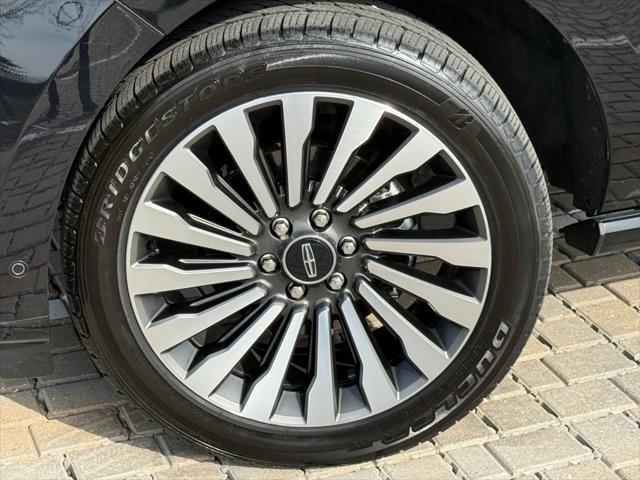 used 2021 Lincoln Navigator car, priced at $41,218