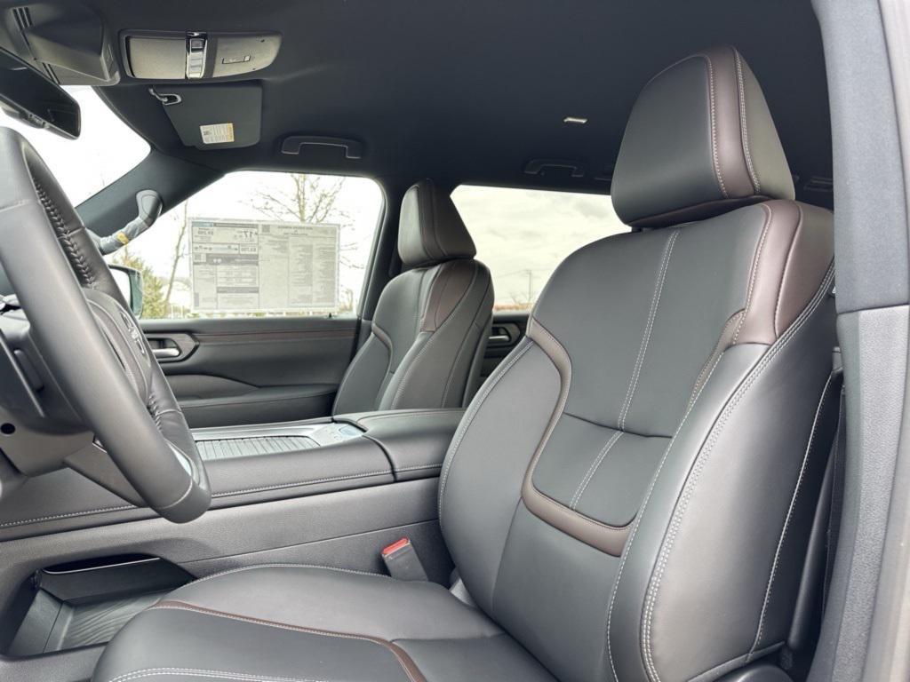 new 2025 Nissan Armada car, priced at $64,397