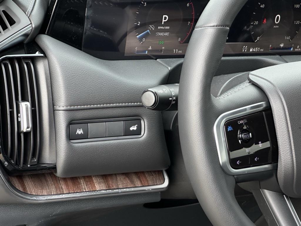 new 2025 Nissan Armada car, priced at $64,397