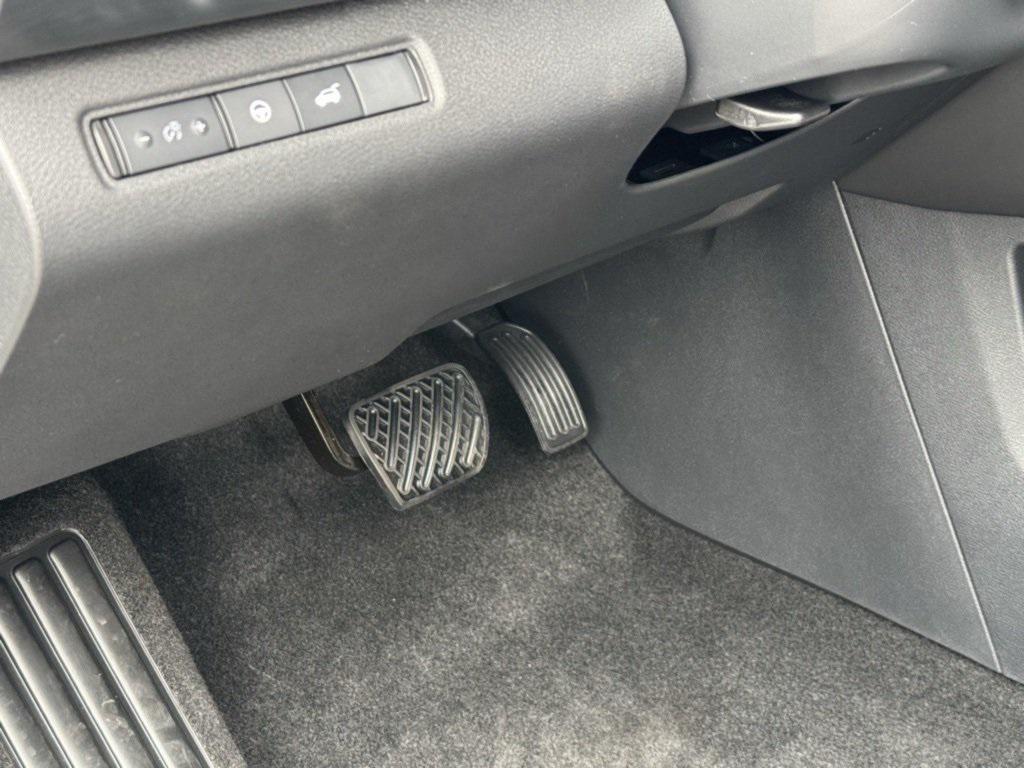 new 2025 Nissan Pathfinder car, priced at $42,097