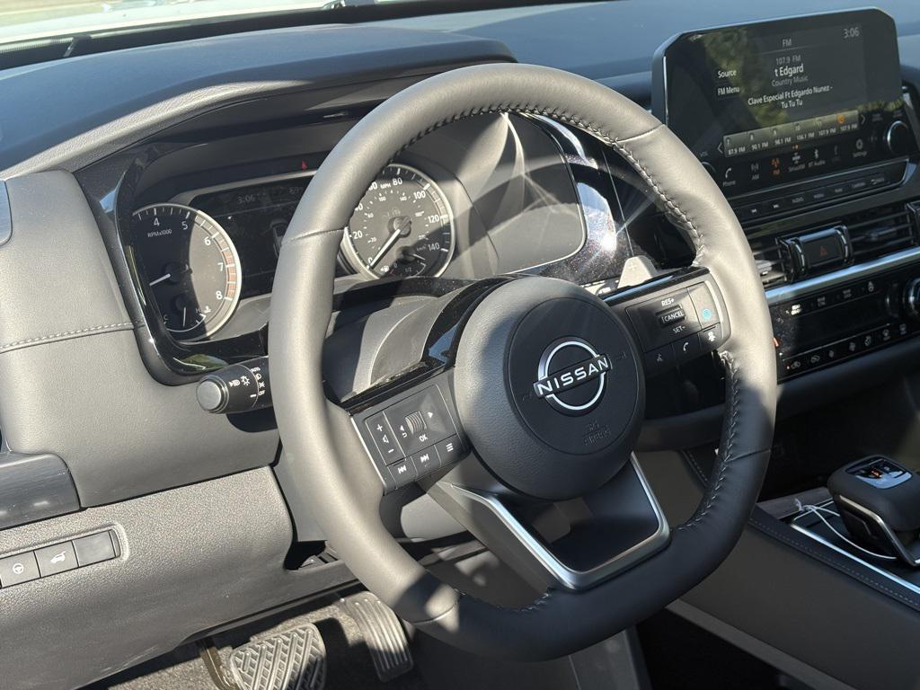 new 2025 Nissan Pathfinder car, priced at $37,797