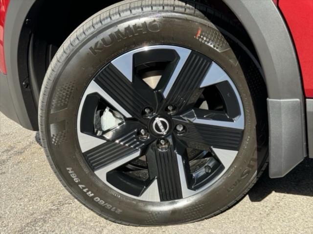 new 2025 Nissan Kicks car, priced at $27,810
