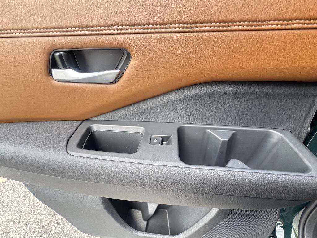 new 2025 Nissan Pathfinder car, priced at $49,097