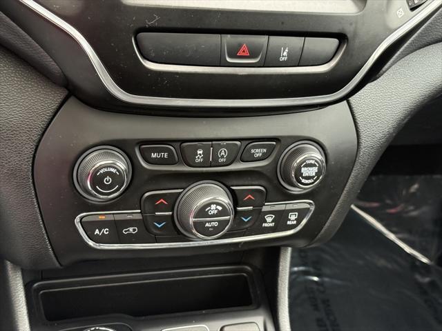 used 2022 Jeep Cherokee car, priced at $22,850