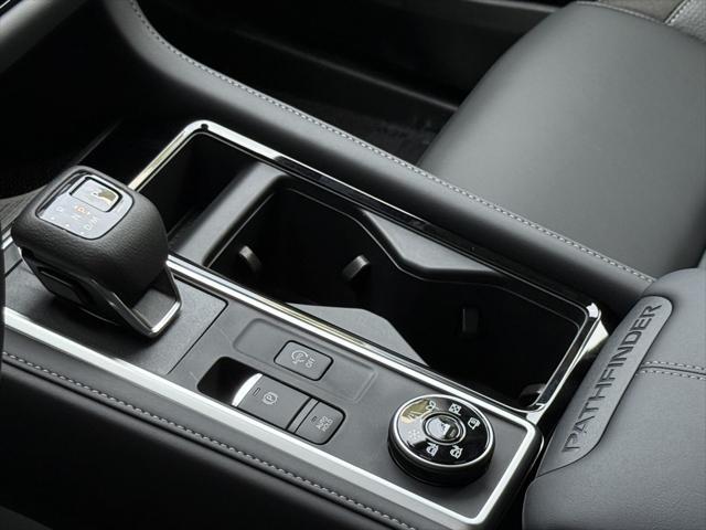 new 2025 Nissan Pathfinder car, priced at $43,997