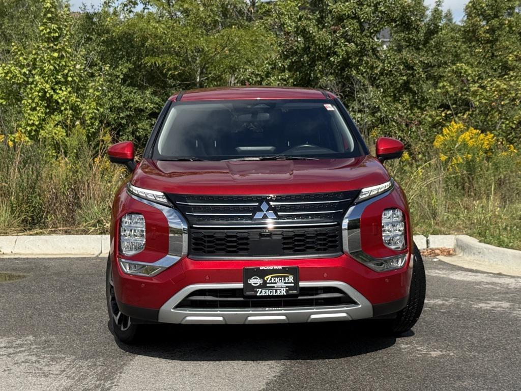 used 2024 Mitsubishi Outlander car, priced at $23,355