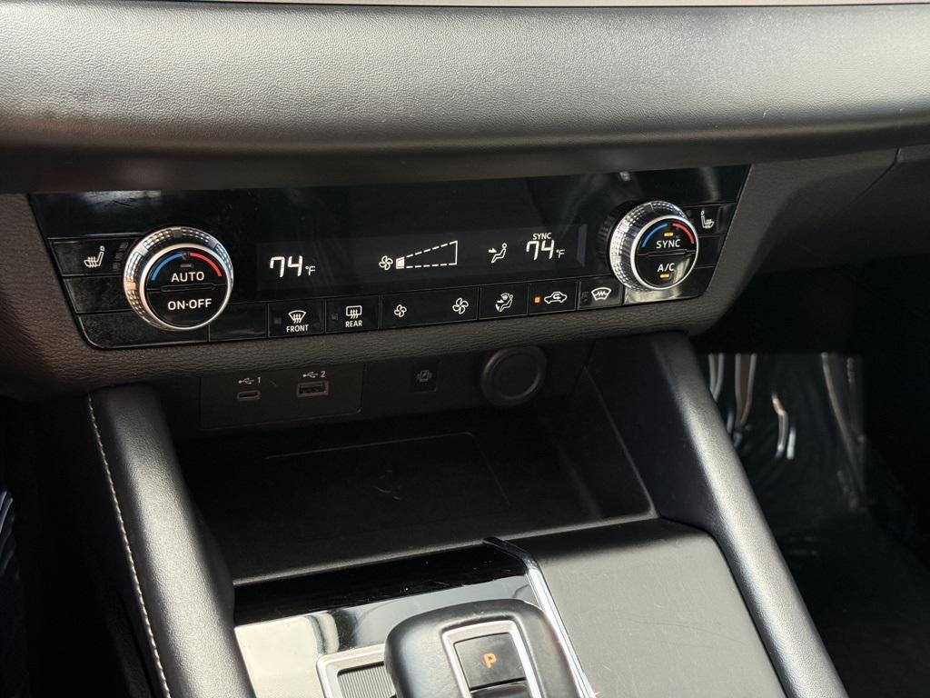 used 2024 Mitsubishi Outlander car, priced at $23,355