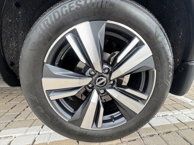 used 2023 Nissan Rogue car, priced at $27,185