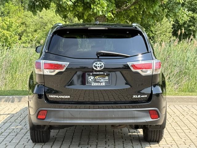 used 2015 Toyota Highlander car, priced at $20,299