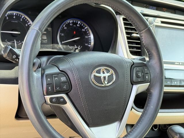 used 2015 Toyota Highlander car, priced at $20,299