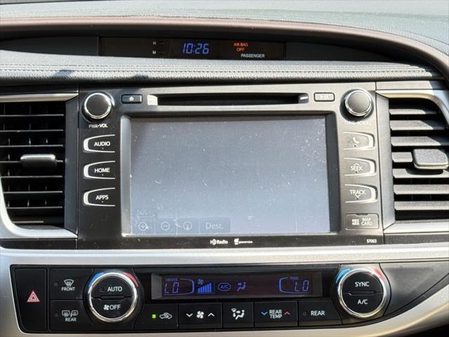 used 2015 Toyota Highlander car, priced at $20,299