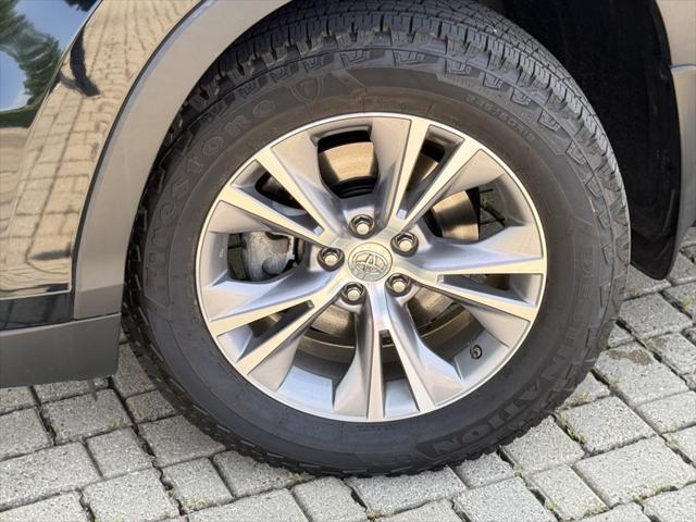 used 2015 Toyota Highlander car, priced at $20,299