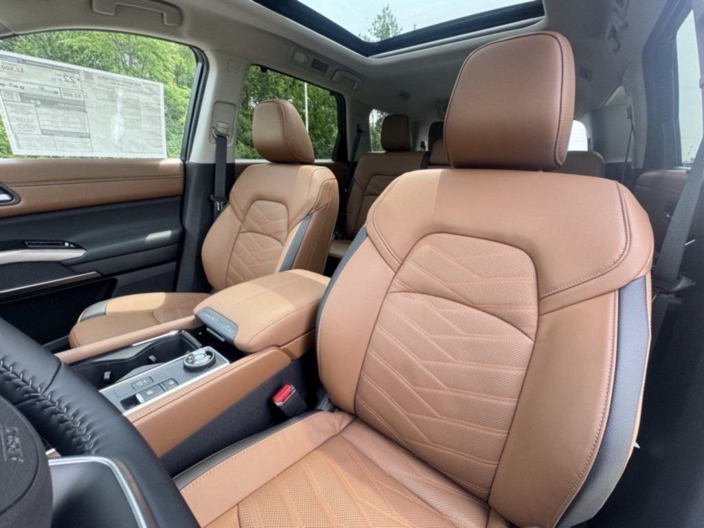 new 2025 Nissan Pathfinder car, priced at $49,097
