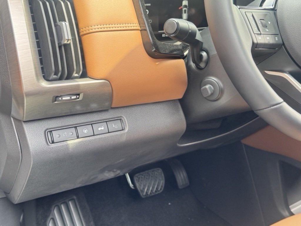 new 2025 Nissan Pathfinder car, priced at $49,097