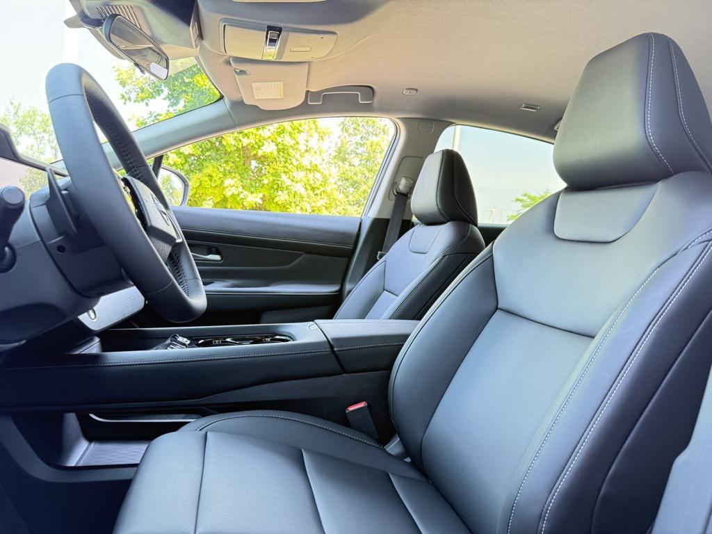 new 2025 Nissan Murano car, priced at $38,997