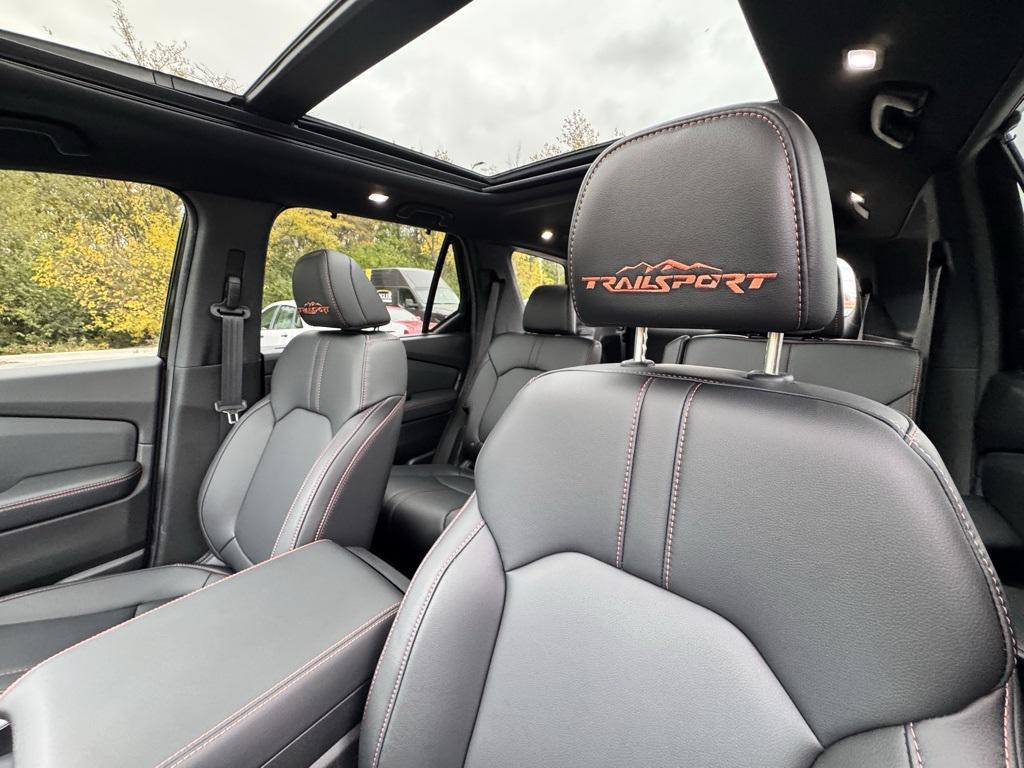used 2025 Honda Pilot car, priced at $46,397