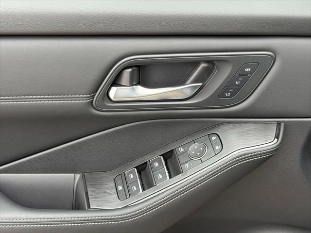 new 2025 Nissan Rogue car, priced at $35,997