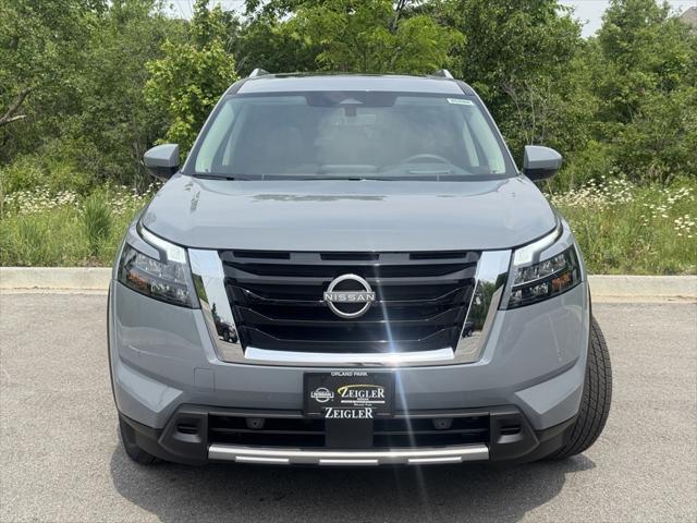 new 2025 Nissan Pathfinder car, priced at $48,597