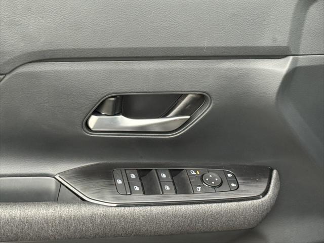new 2025 Nissan Kicks car, priced at $23,497