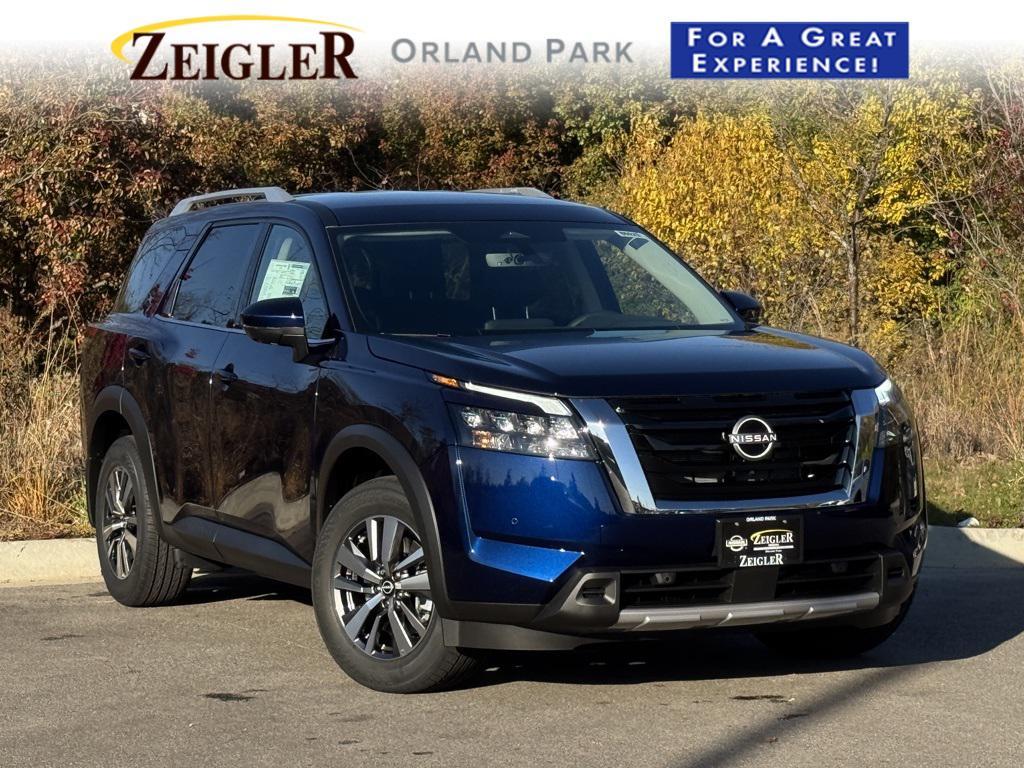 new 2025 Nissan Pathfinder car, priced at $34,497