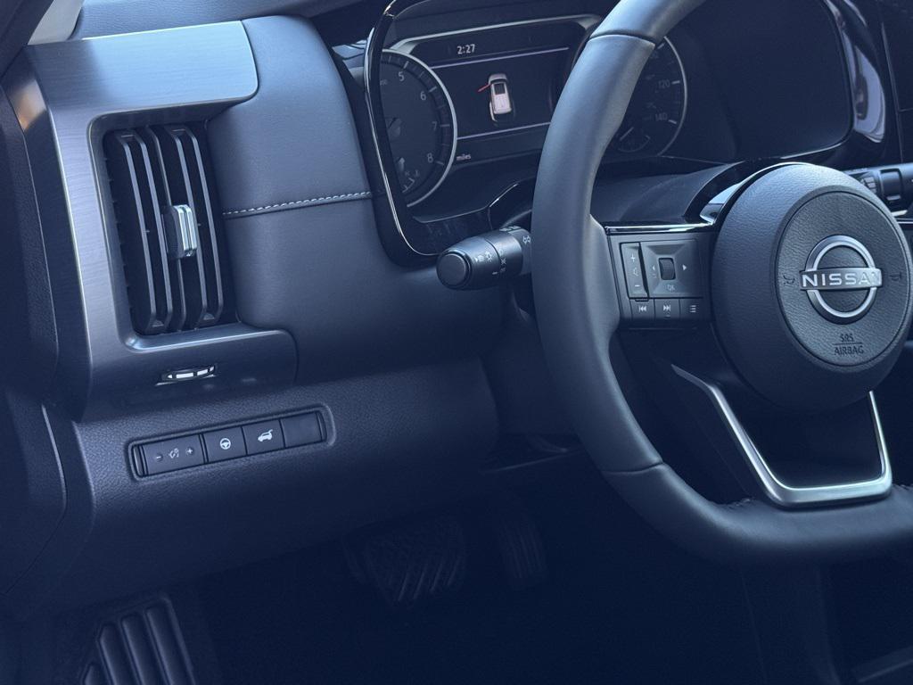 new 2025 Nissan Pathfinder car, priced at $34,497