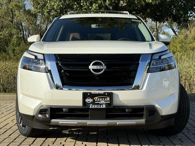 new 2024 Nissan Pathfinder car, priced at $49,497