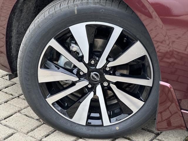 new 2025 Nissan Sentra car, priced at $22,997
